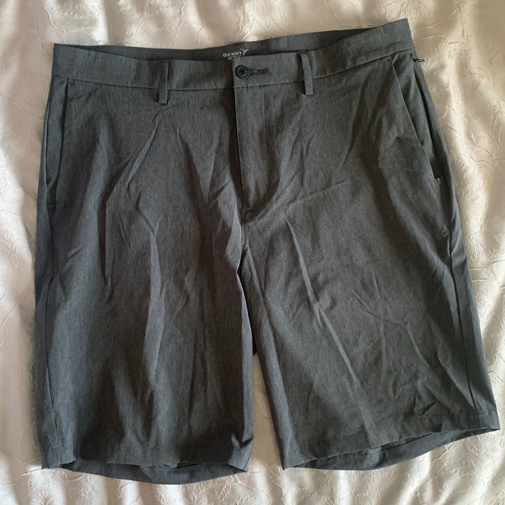 Old Navy Mens Active StretchTech Chino Shorts